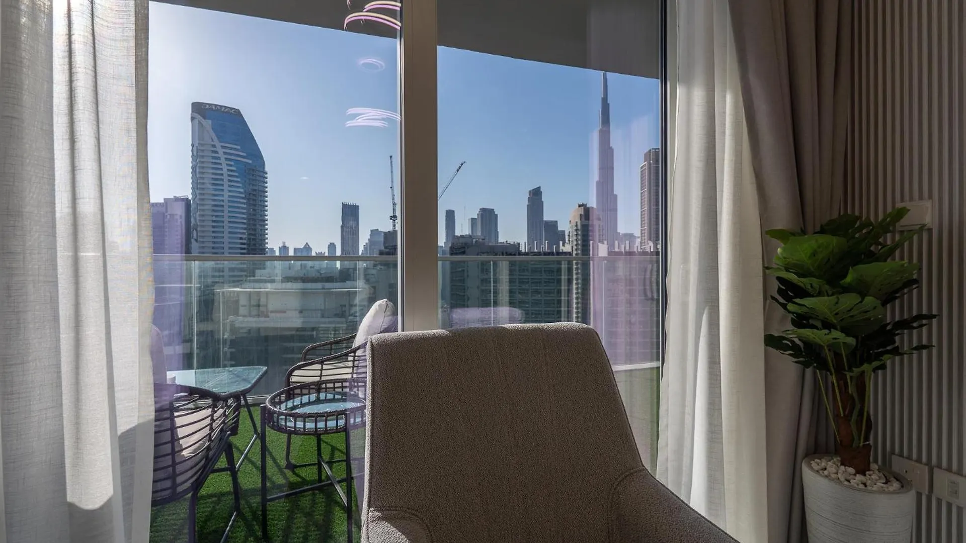 Apartment Stunning Burj View - Cozy 2Br - 5 Min Dubai Mall United Arab Emirates