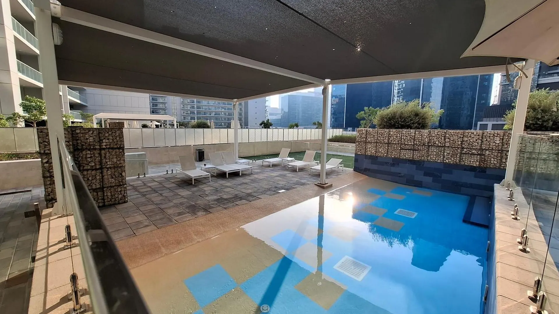 Stunning Burj View - Cozy 2Br - 5 Min Dubai Mall Apartment