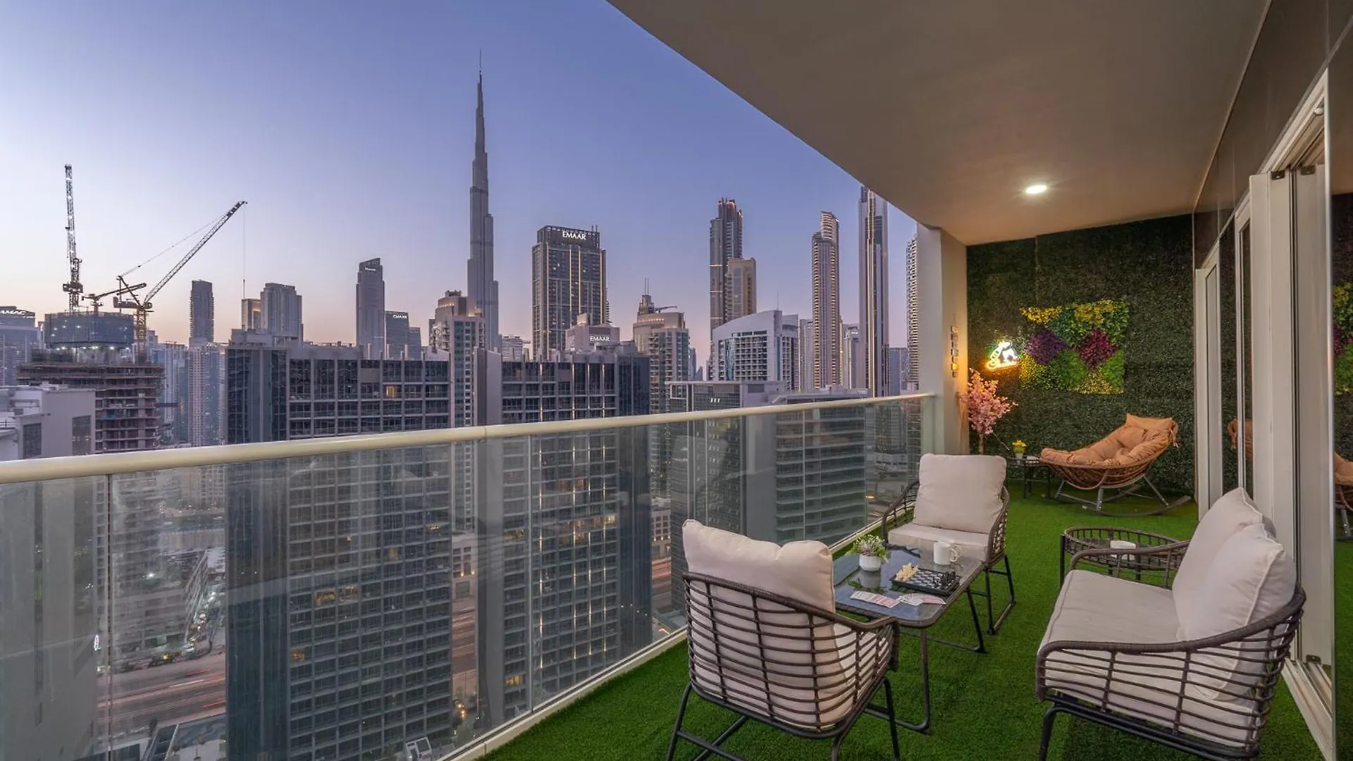 Stunning Burj View - Cozy 2Br - 5 Min Dubai Mall United Arab Emirates
