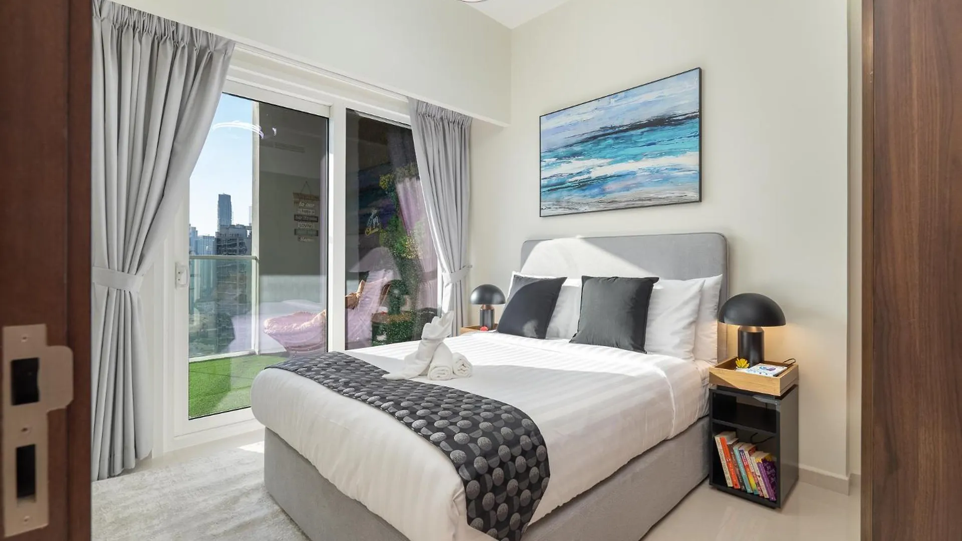 Apartment Stunning Burj View - Cozy 2Br - 5 Min Dubai Mall United Arab Emirates