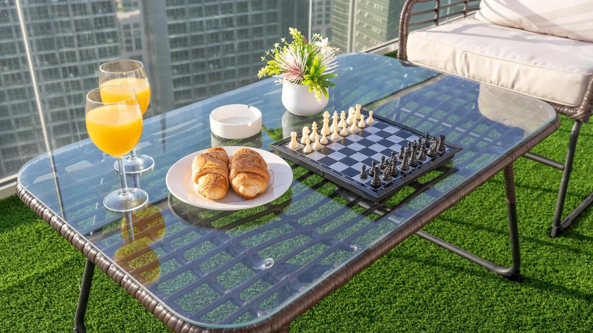 Apartment Stunning Burj View - Cozy 2Br - 5 Min Dubai Mall
